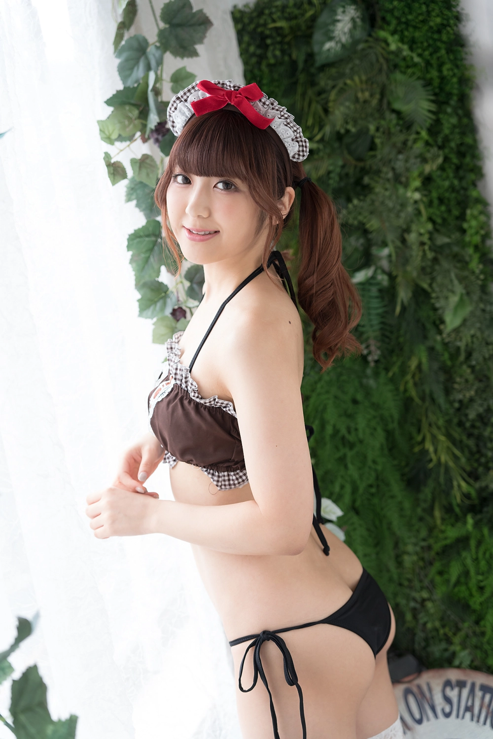 The stunning Gravure Queen Ai Takanashi shines brightly 