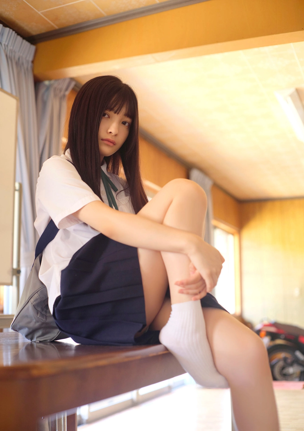 Airi Hirata embodies true Japanese feminine heat
