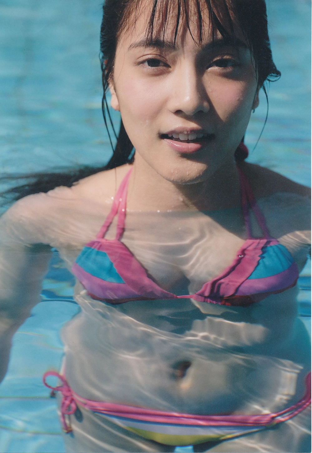 Sultry pose and graceful motion from the model Anna Iriyama
