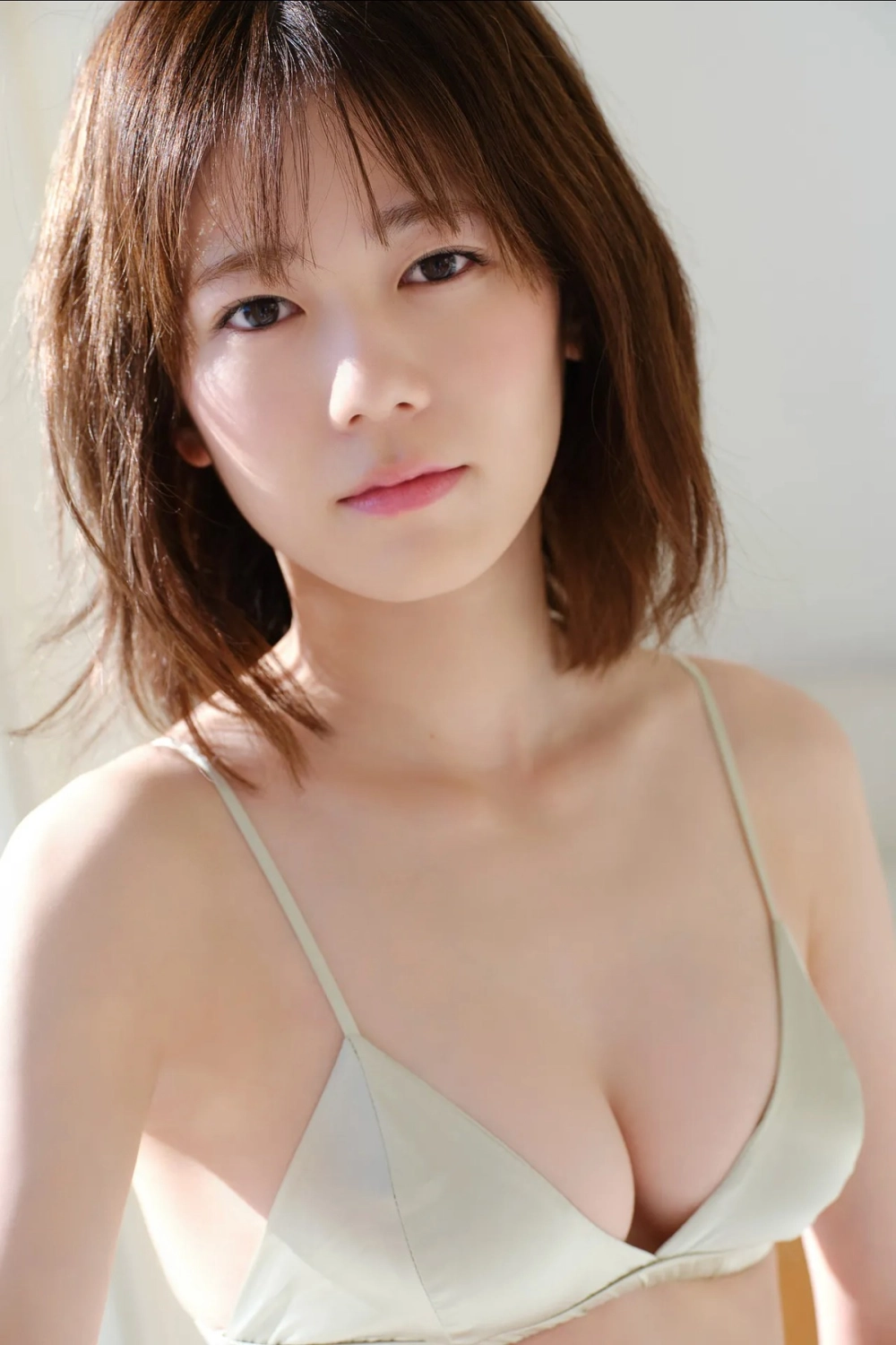 Her presence commands attention Aoi Kawaguchi charisma 