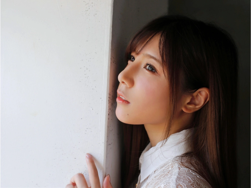 Pure seductive perfection is Asami Natsumoto