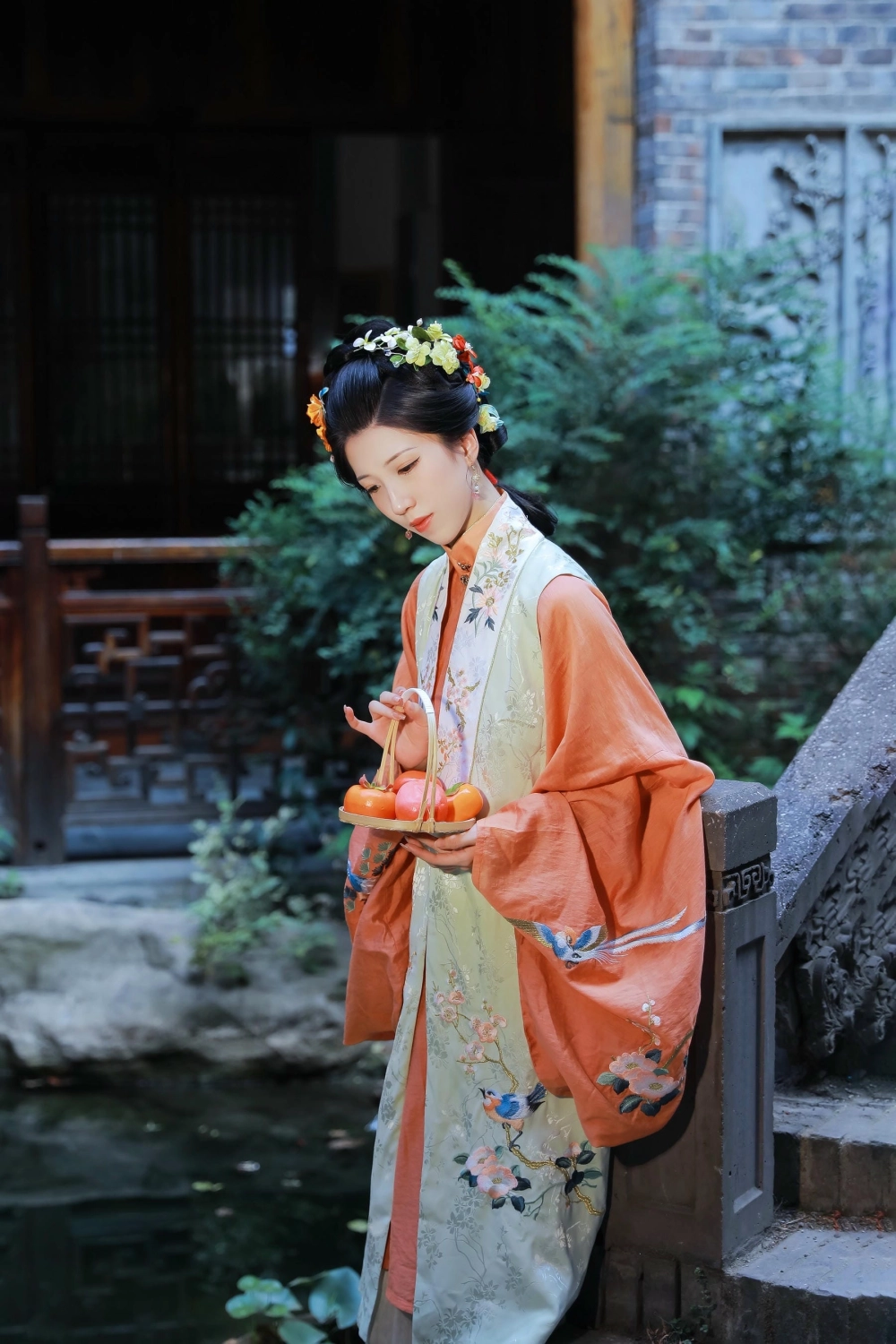 An unforgettable outdoor photo of Bie Qiuyue