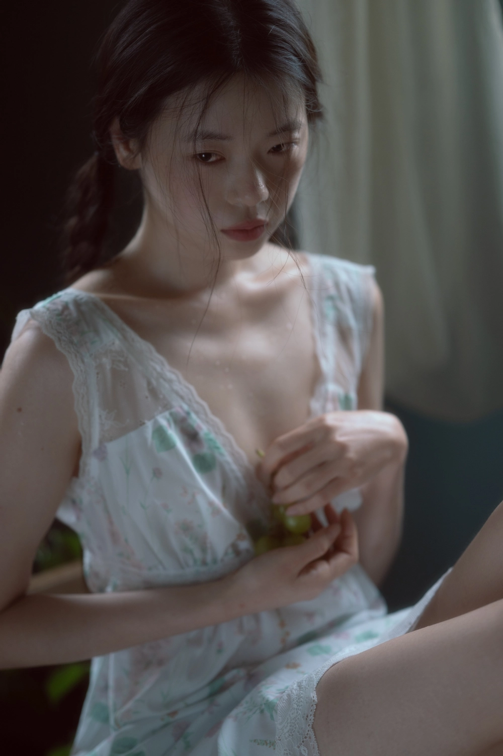 A goddess in form, Cai Jingfan