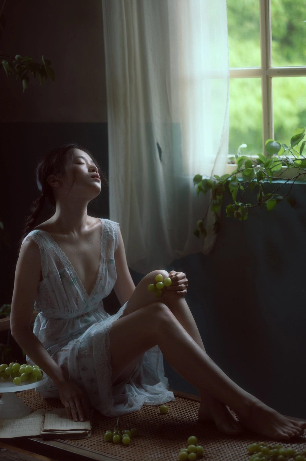 The delicate features of Cai Jingfan