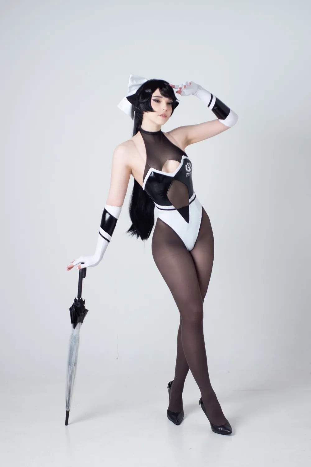 Candy Ball mesmerizes with her style