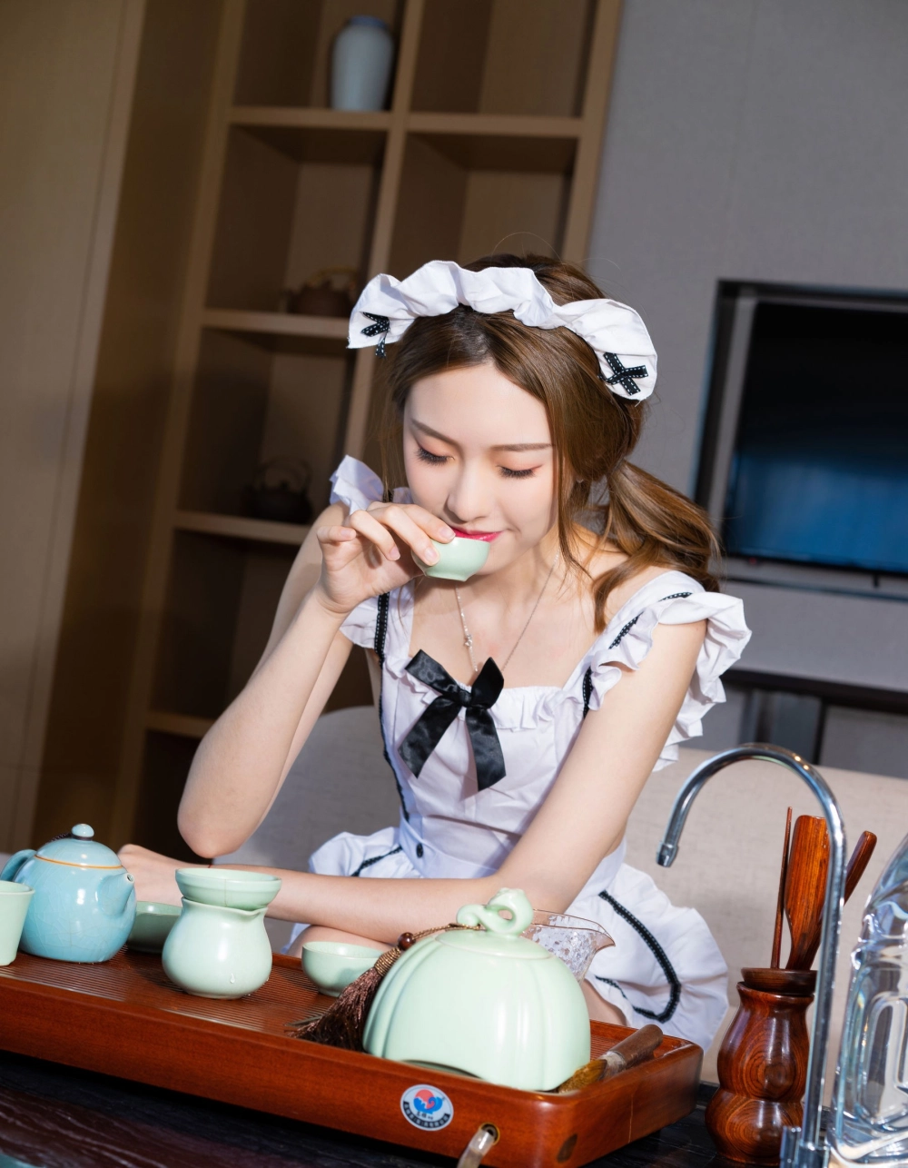 Elegance in the kitchen with Carat Goddess Qianqian