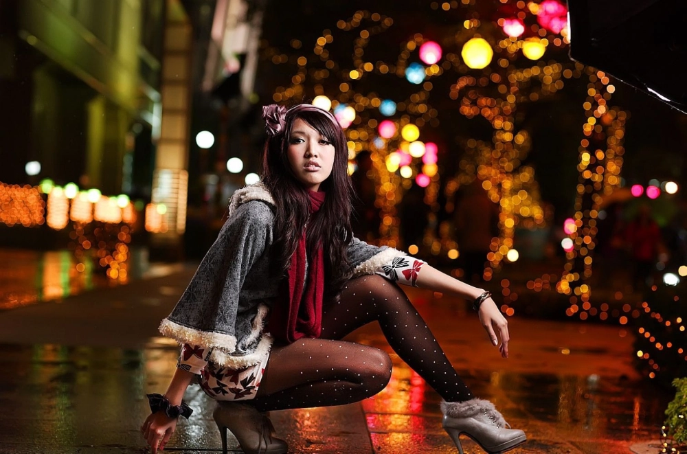 Dive into the deep ocean of her striking Chen Weiting beauty