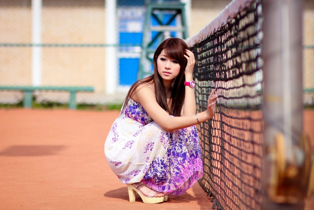 Glamorous and gorgeous meet the fabulous Chen Yanan