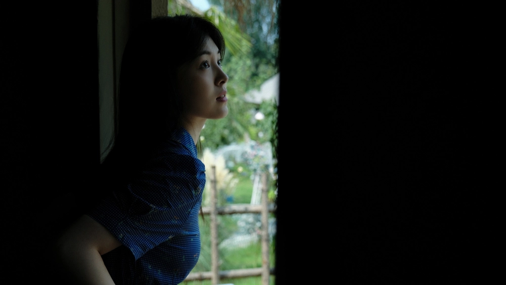 Chen Zihe connecting with nature