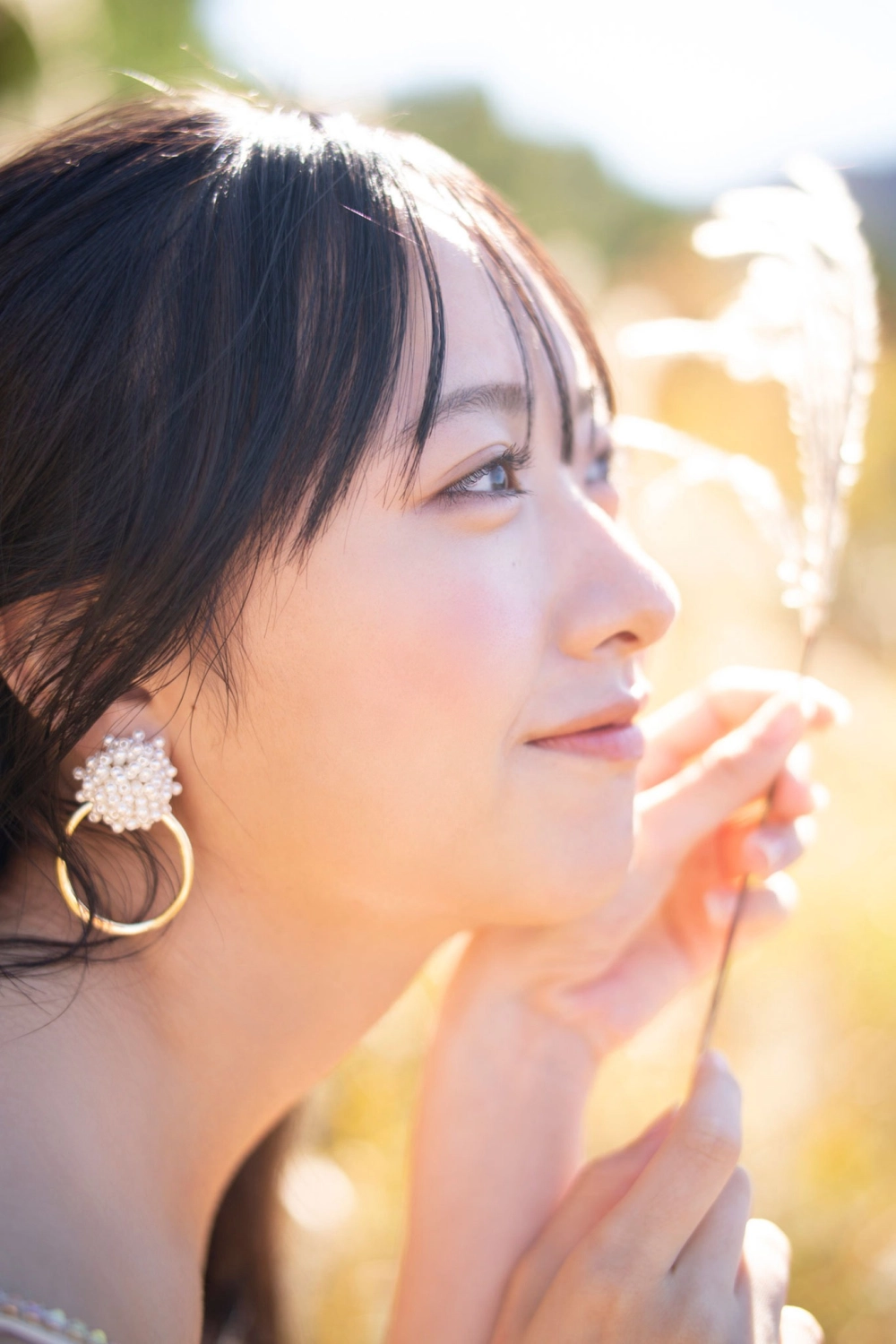 Feel the intense magnetic power of Chiho Ishida aura 
