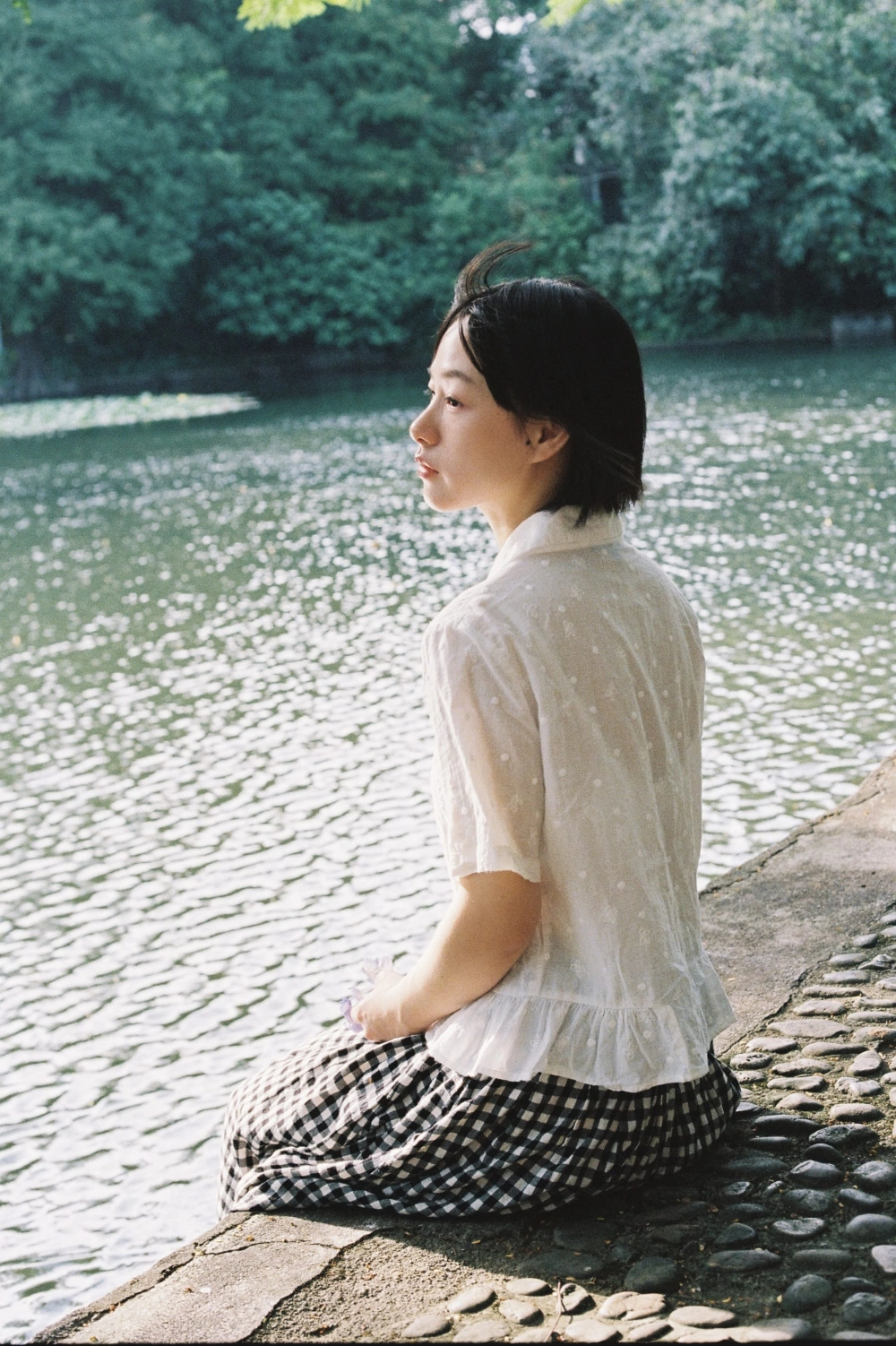 Crystal La's stunning outdoor portrait