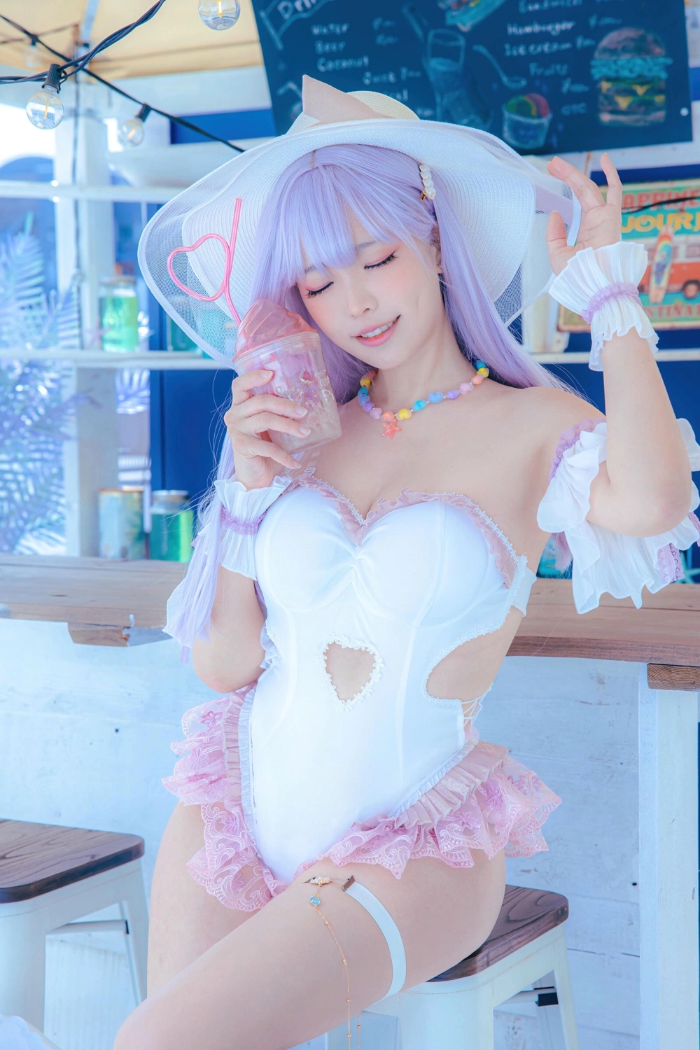 The powerful presence of Cyber Beauties