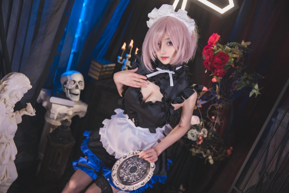 The versatile cosplayer, Dongma Lusha