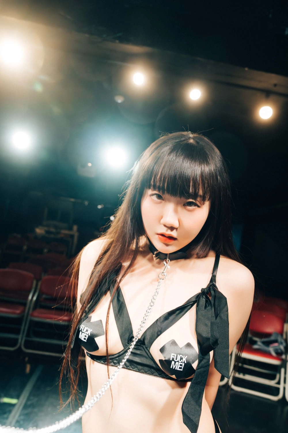 Doyeon redefines charm with effortless style