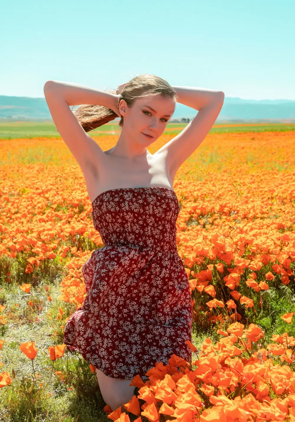 Emily Bloom beauty glowing in every moment