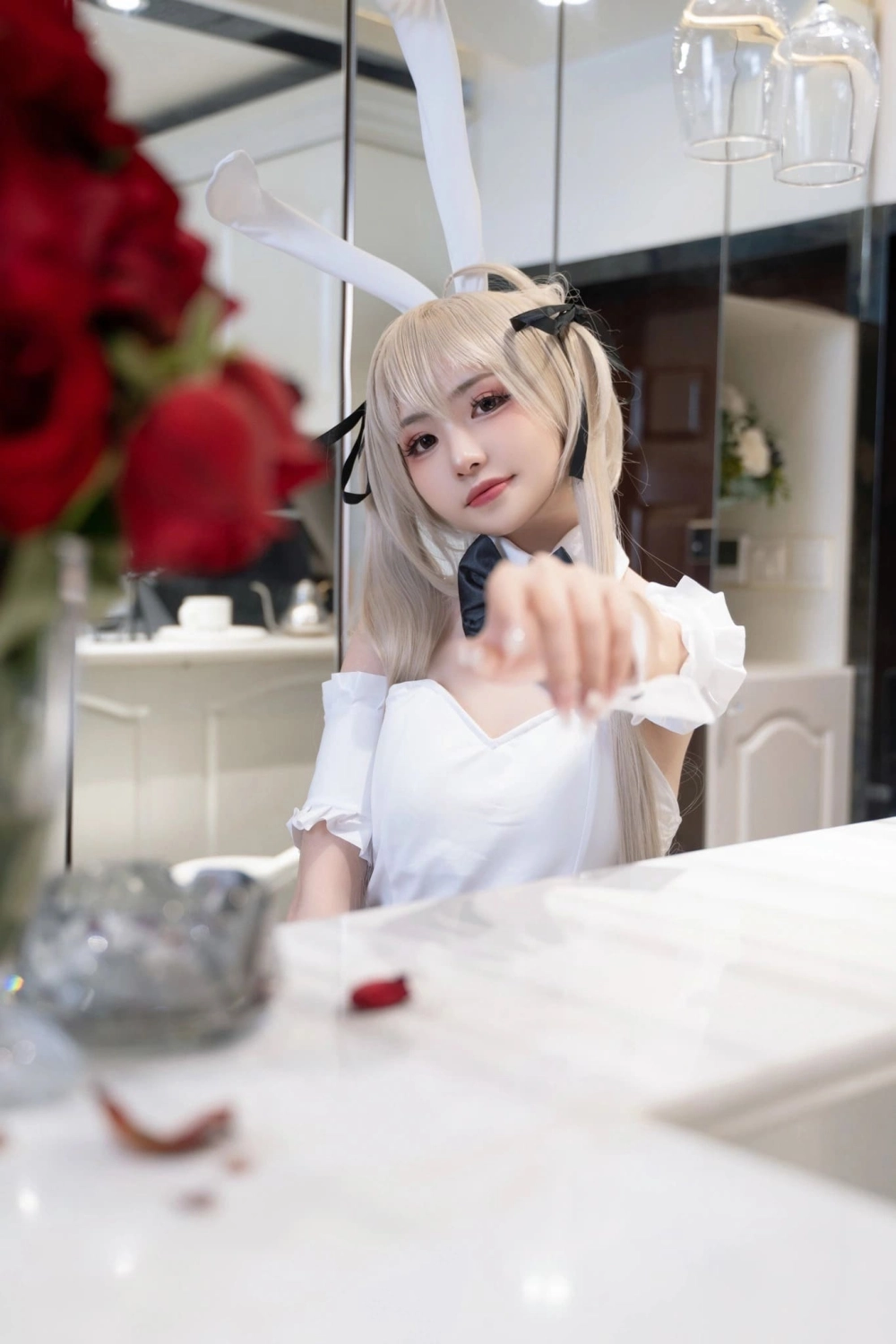 A dreamy portrait of Explosion girl Meow Xiaoji