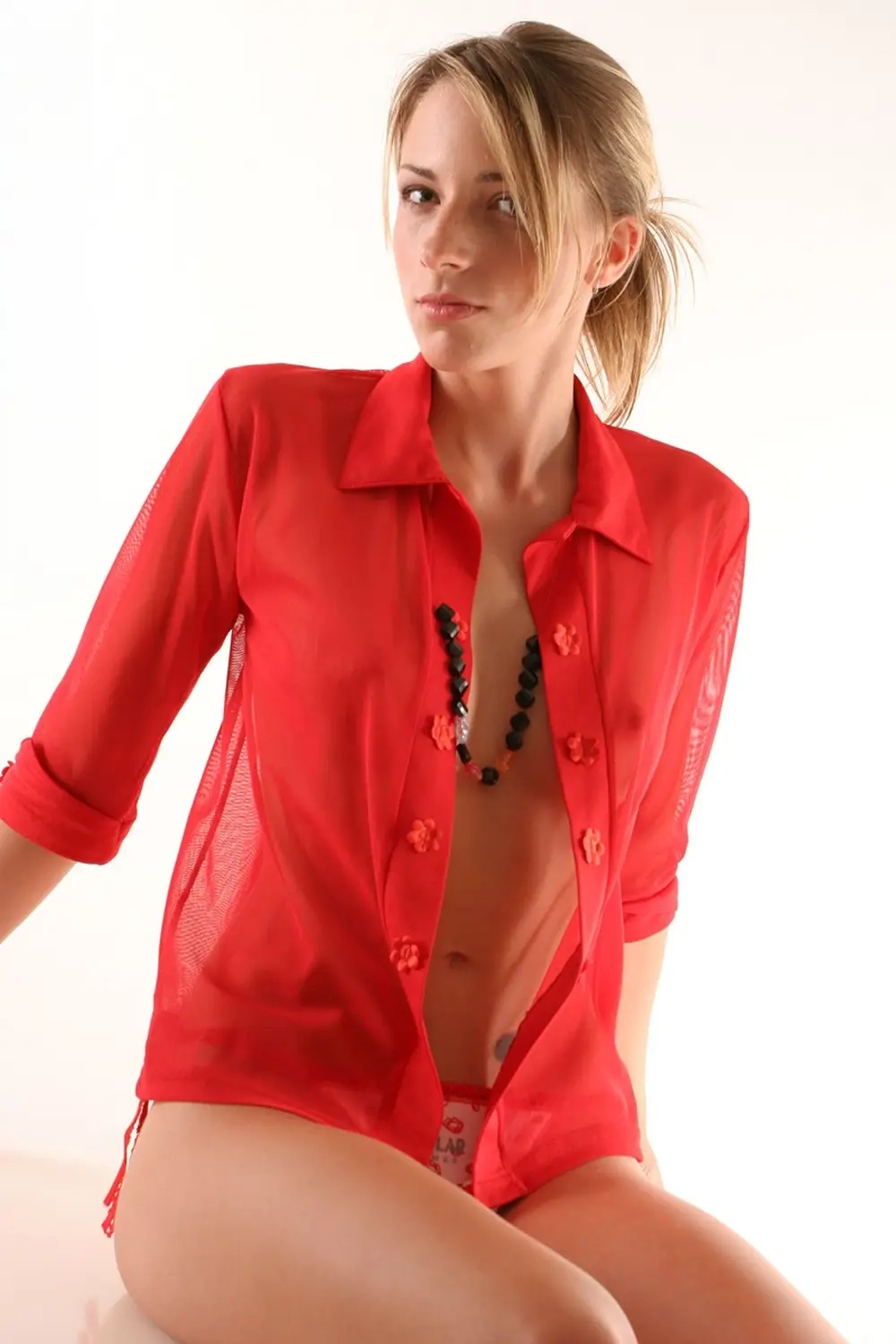 The elegance of Glamour Denisa is unforgettable