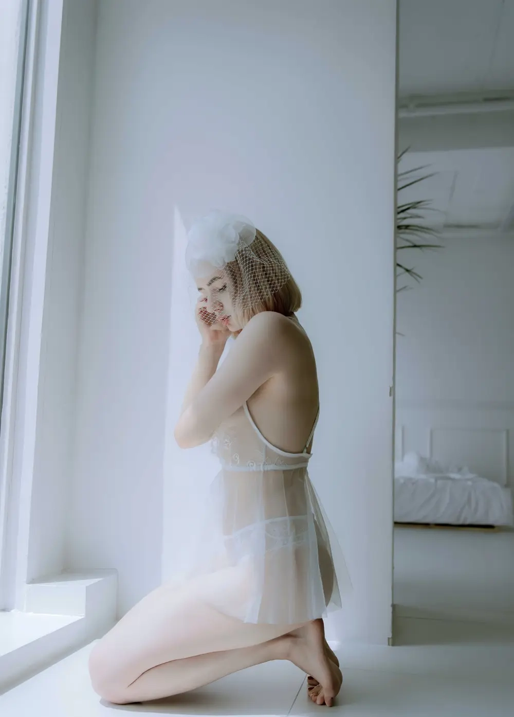 Flaunt your charm in G. no lingerie outfit