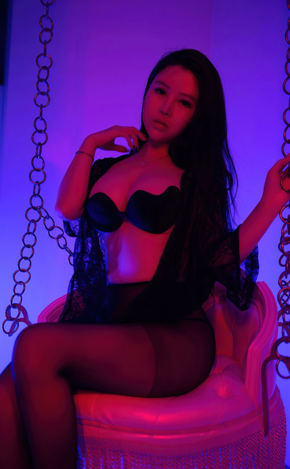 The timeless beauty of Han Meixuan