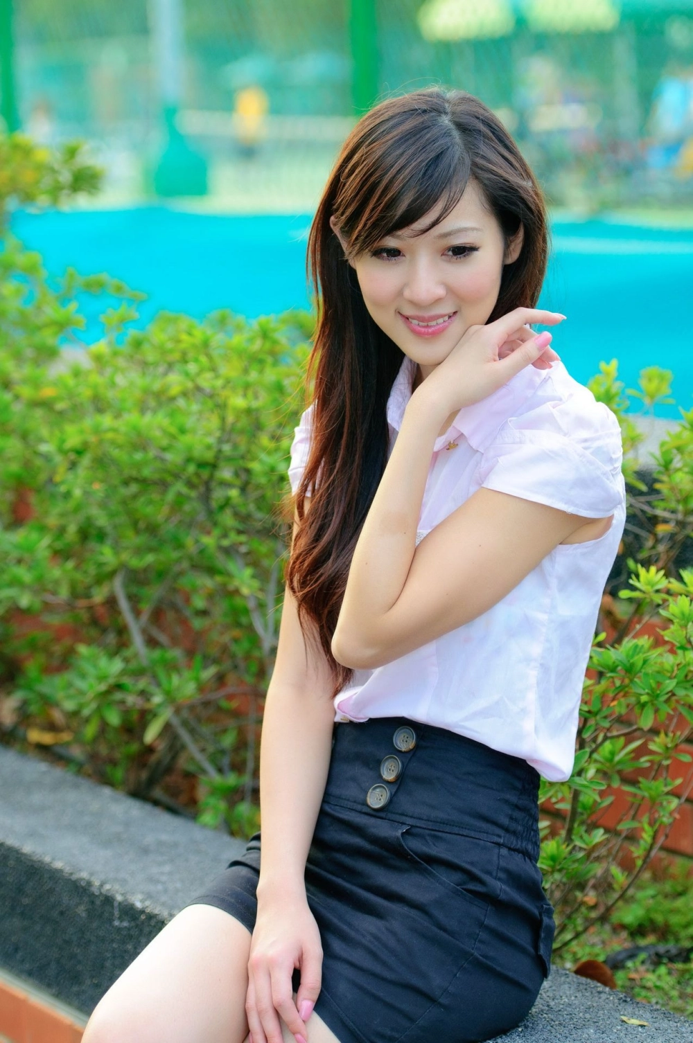 Hot looks are effortless for Han Yujie