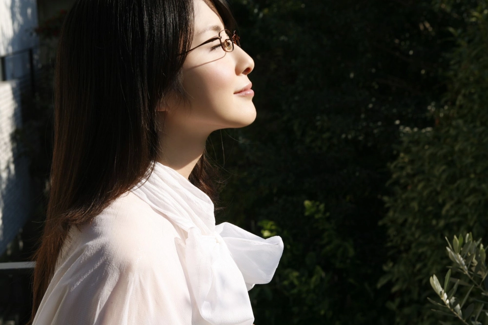 Discover the seductive pull of Haruka Fukuhara's delicate look 