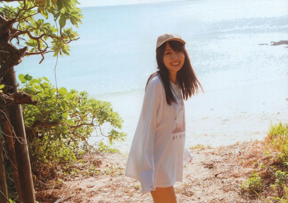 The sweet temptation of gorgeous Haruka Kaki presence 