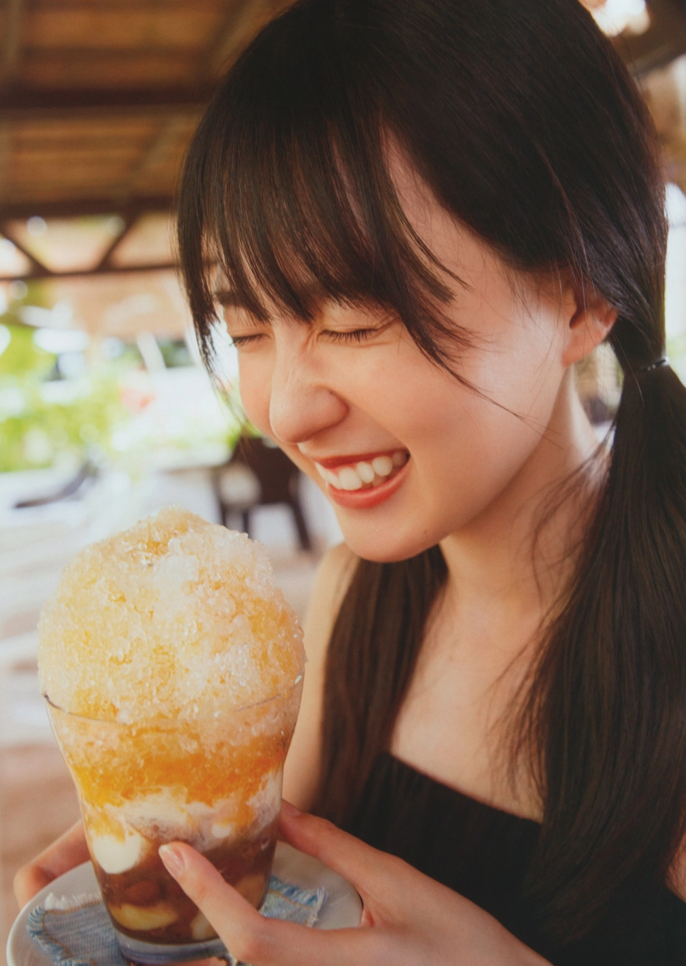 The enchanting style of lovely Haruka Kaki captivates 