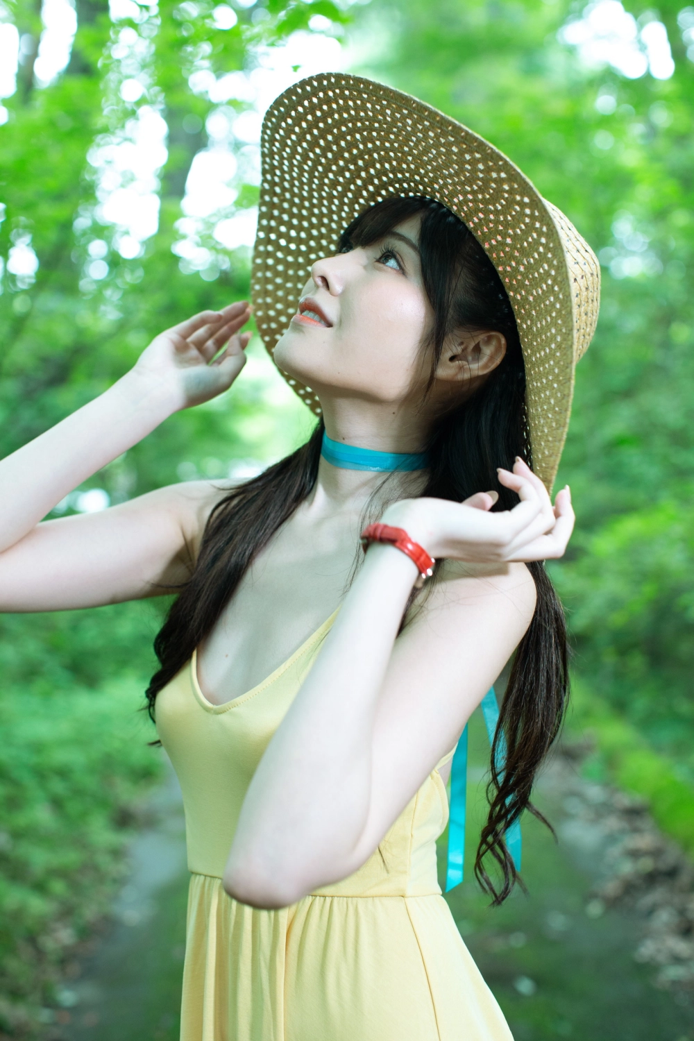 A memorable figure in every photo Hashimoto Yuri style
