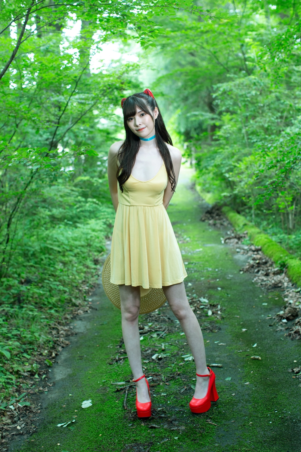 Hashimoto Yuri a vision of pure Japanese seduction today