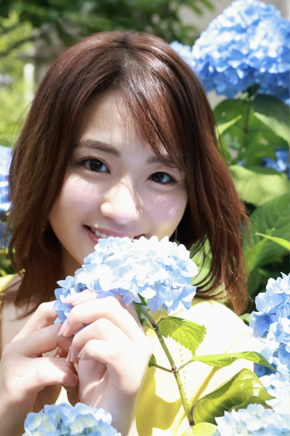 Her presence commands attention Hirajima Natsumi power
