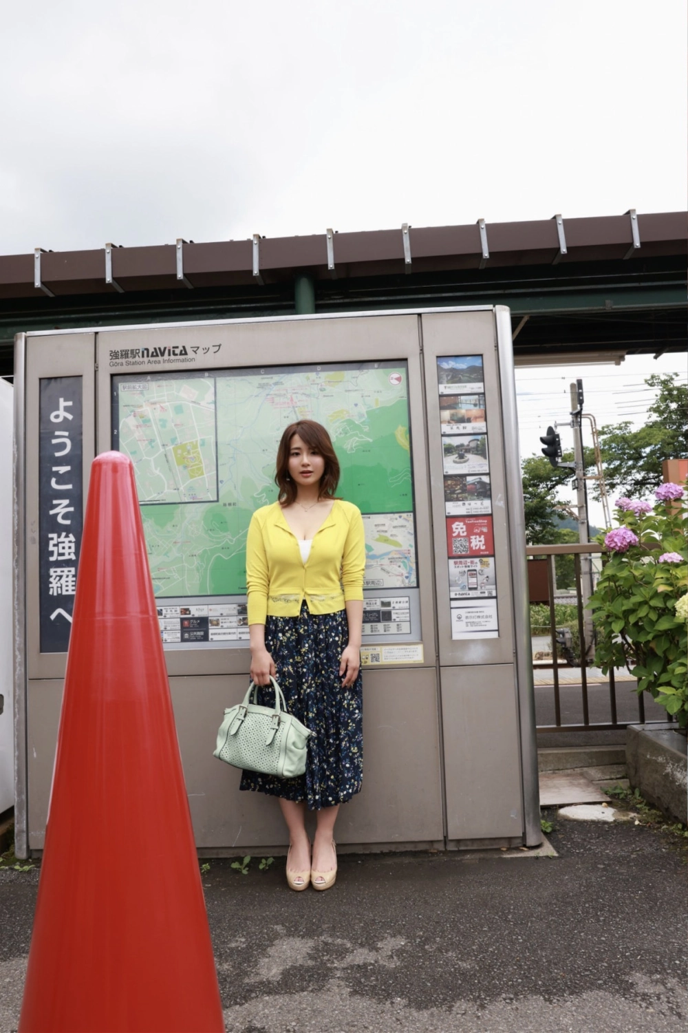 Hirajima Natsumi a vision of pure Japanese seduction today