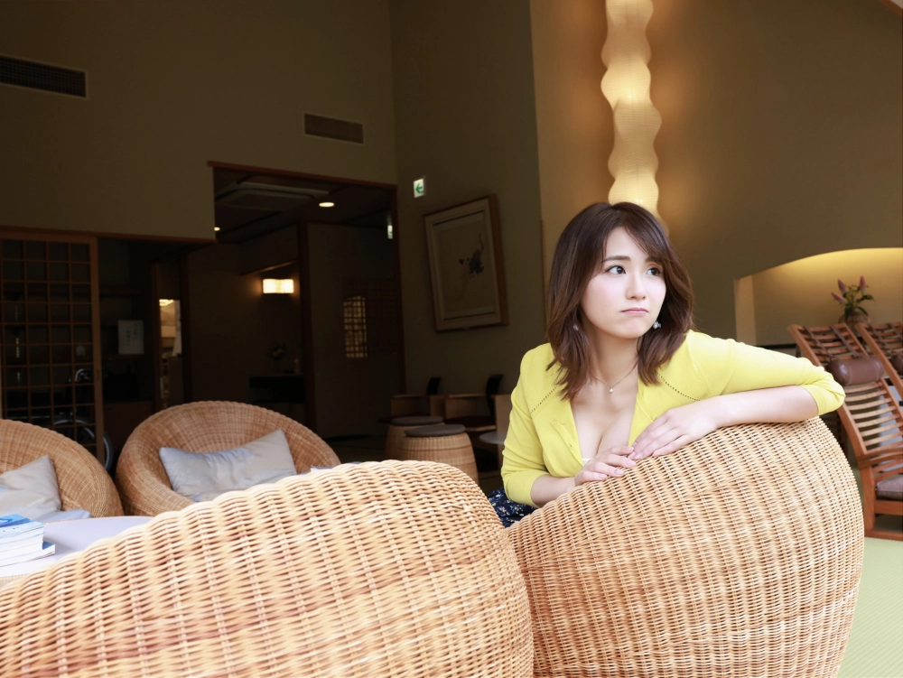 The captivating charm of the stunning Hirajima Natsumi