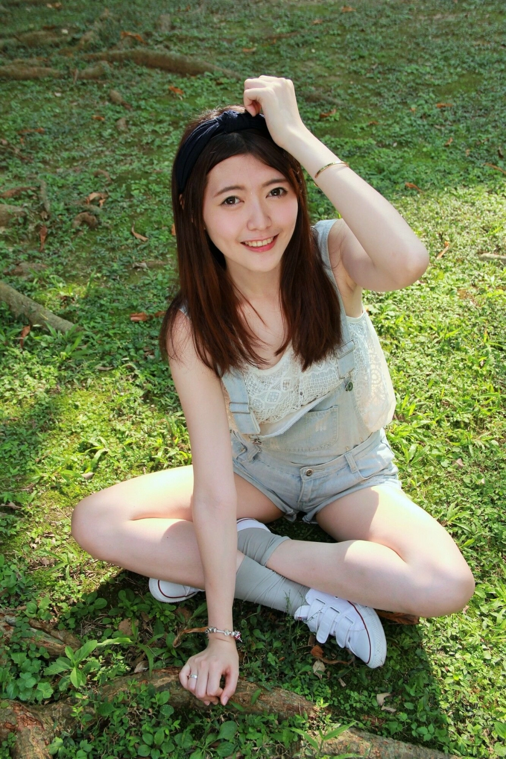 Striking a pose like the pro Huang Pinxuan