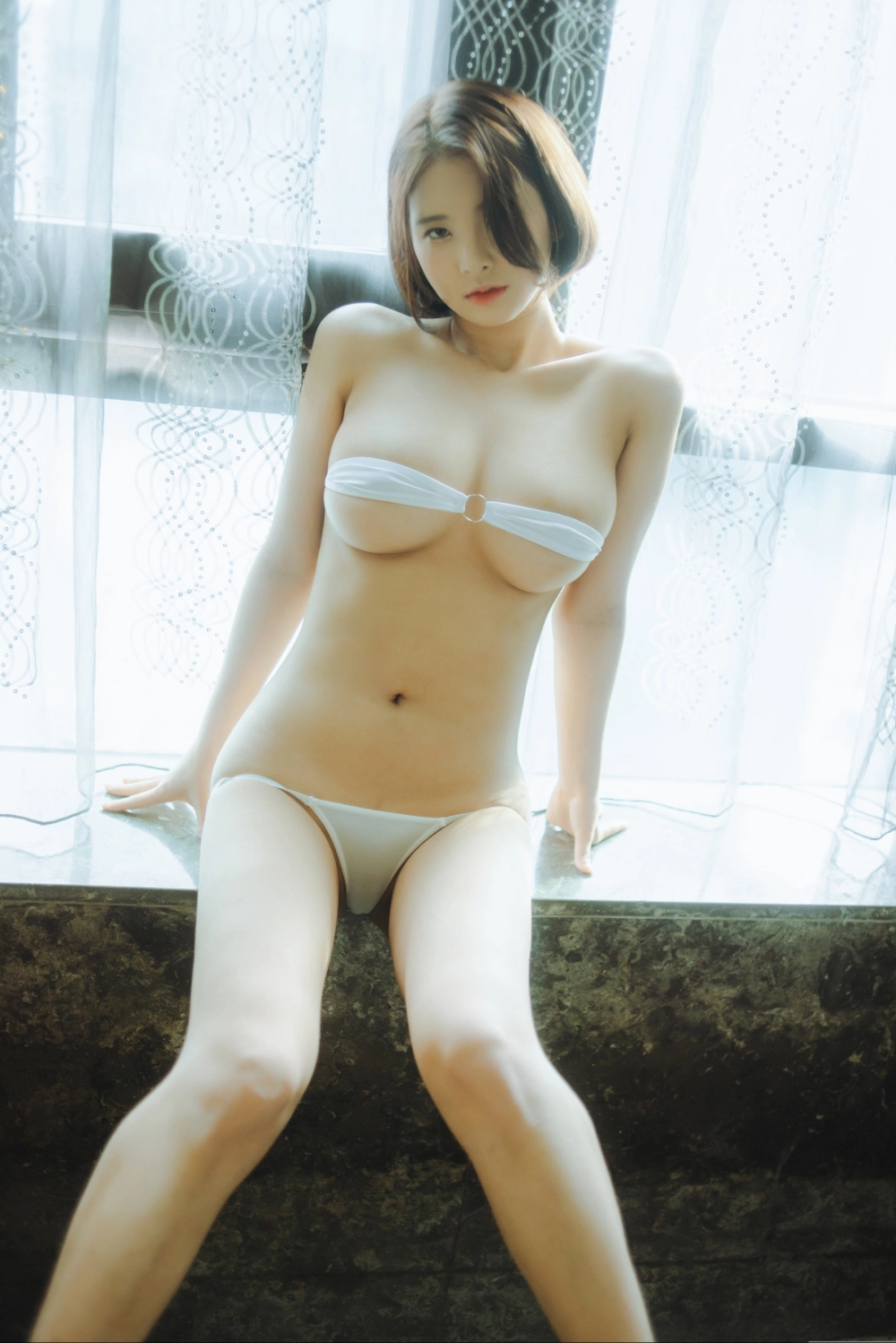 Hyoyeon shines bright in every frame