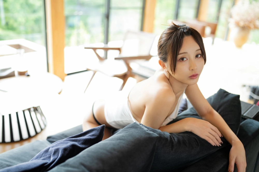 Sensational Ikumi unbelievably gorgeous