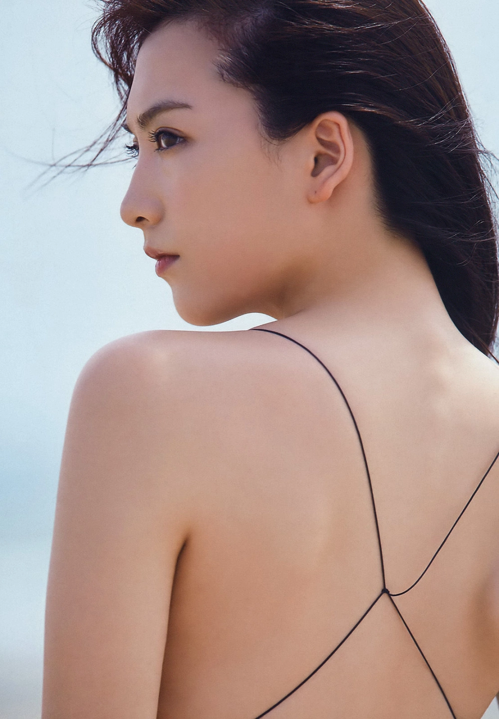 Jiang Zhiying’s fashion sense inspires in this striking shot