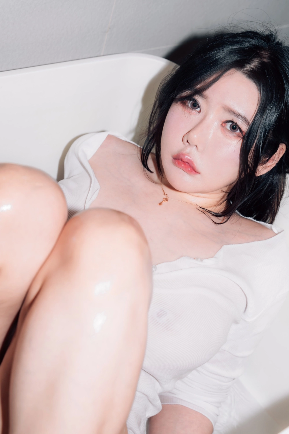 Explore unique photos featuring Jisu_a today