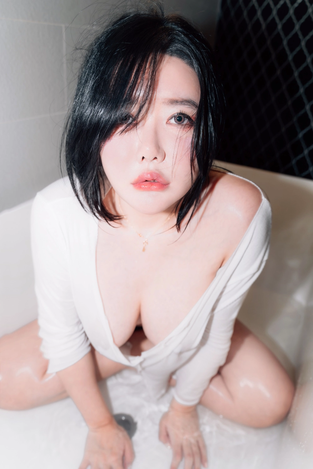 Trending Jisu_a shots everyone is talking about