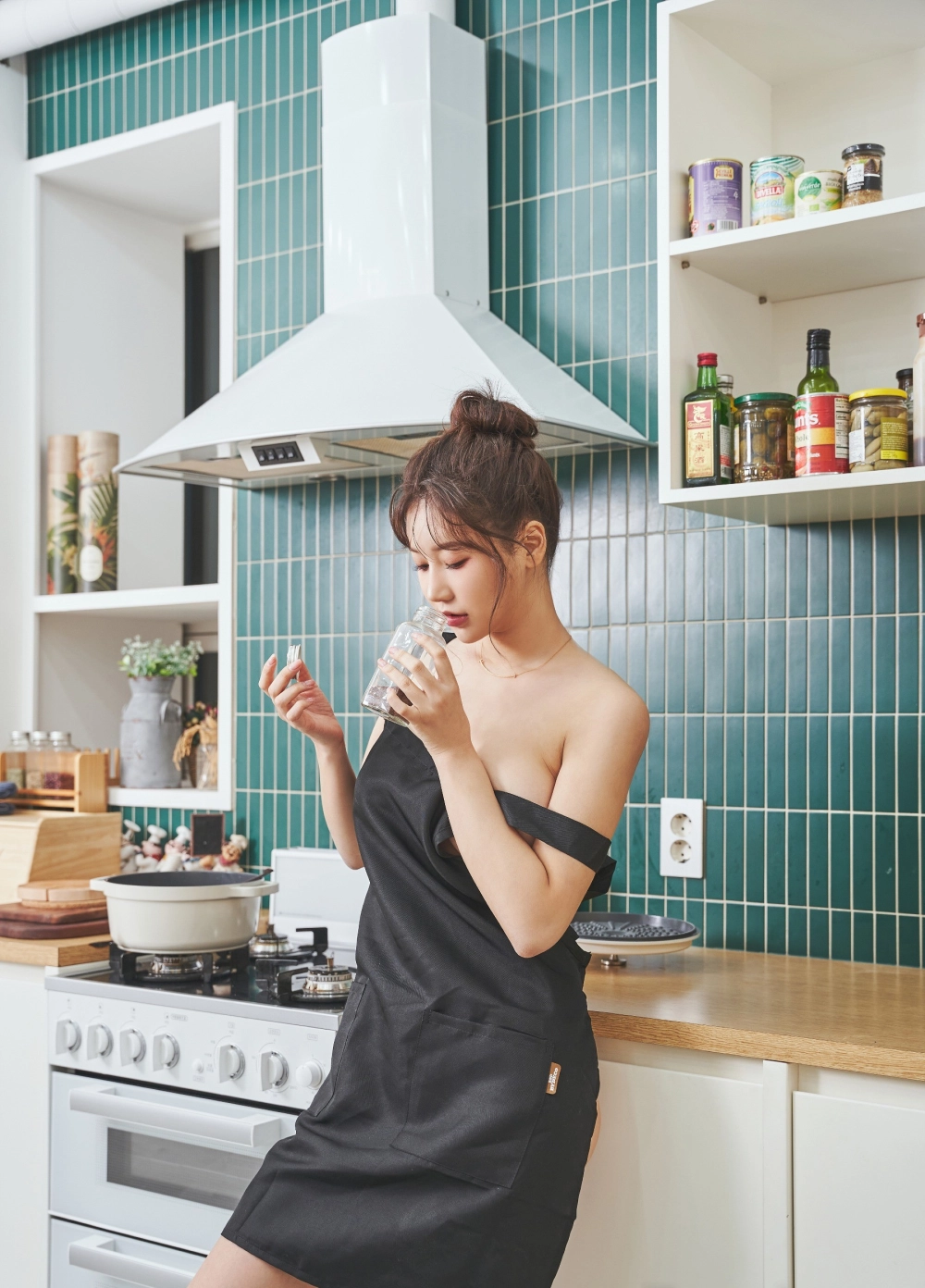 K.D.L shows creative style in these vibrant pictures