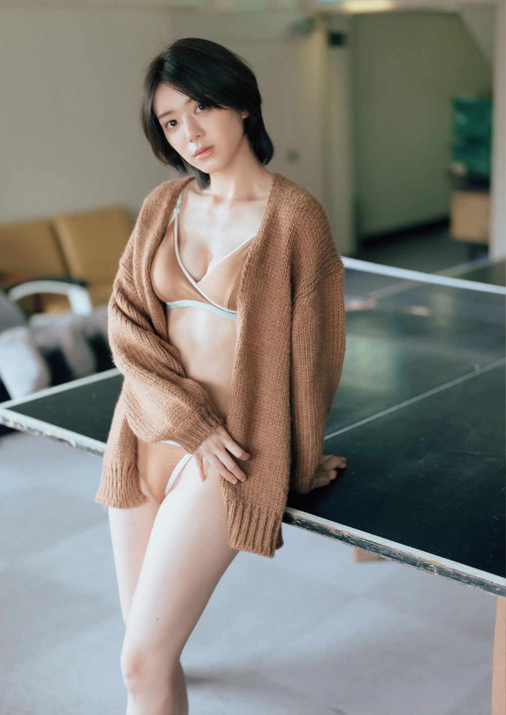 The sophisticated allure of beautiful Kana Nakada
