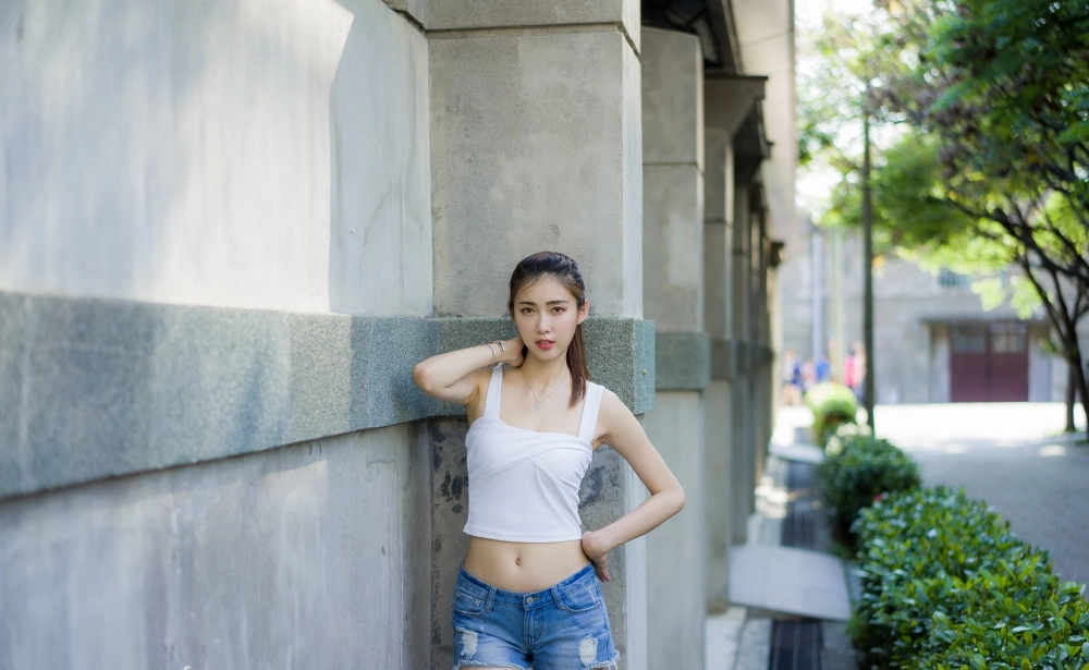 Flawless beauty and the magnetism of Kim Yun