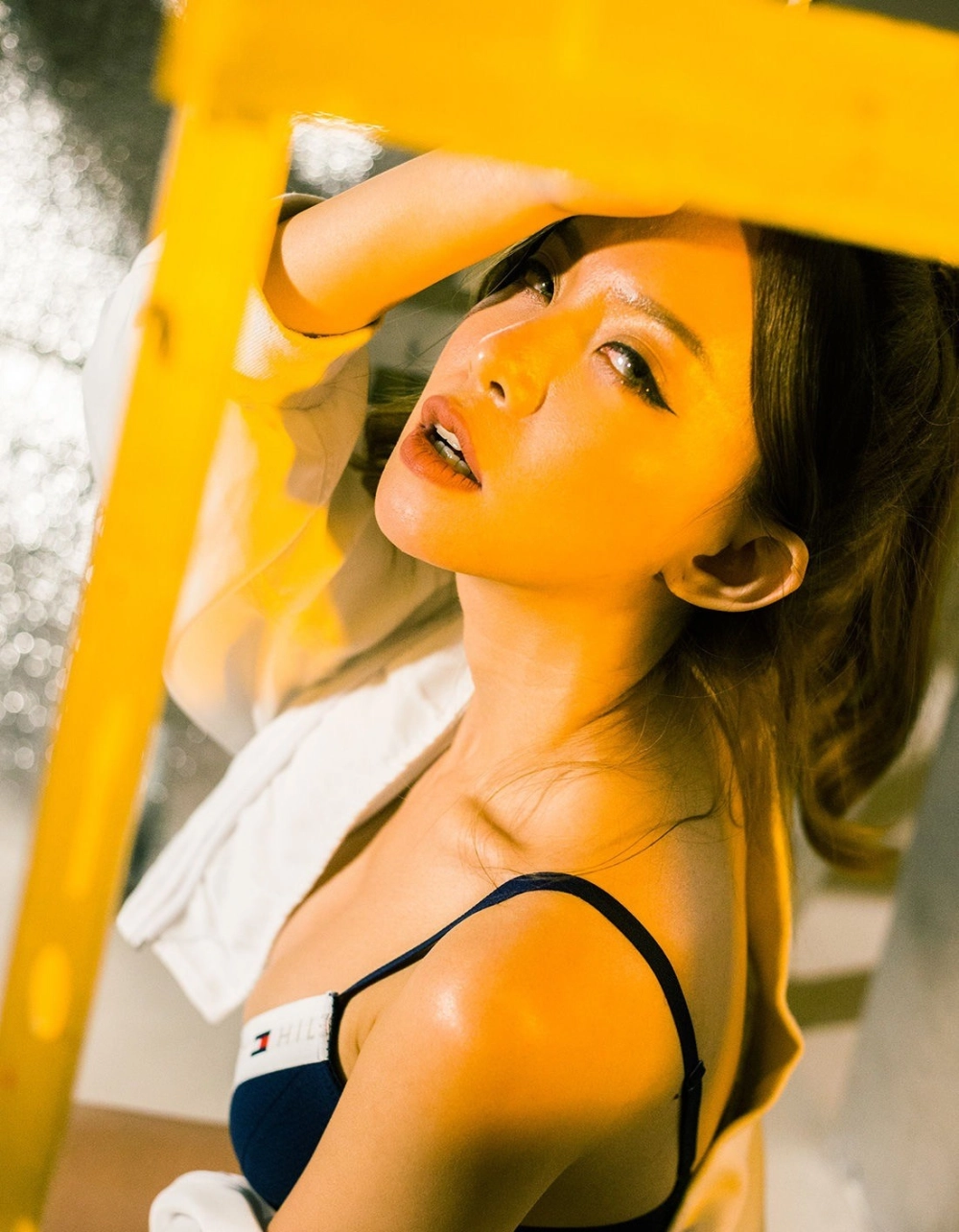 Every curve and angle highlights a flawless Kitty Chen