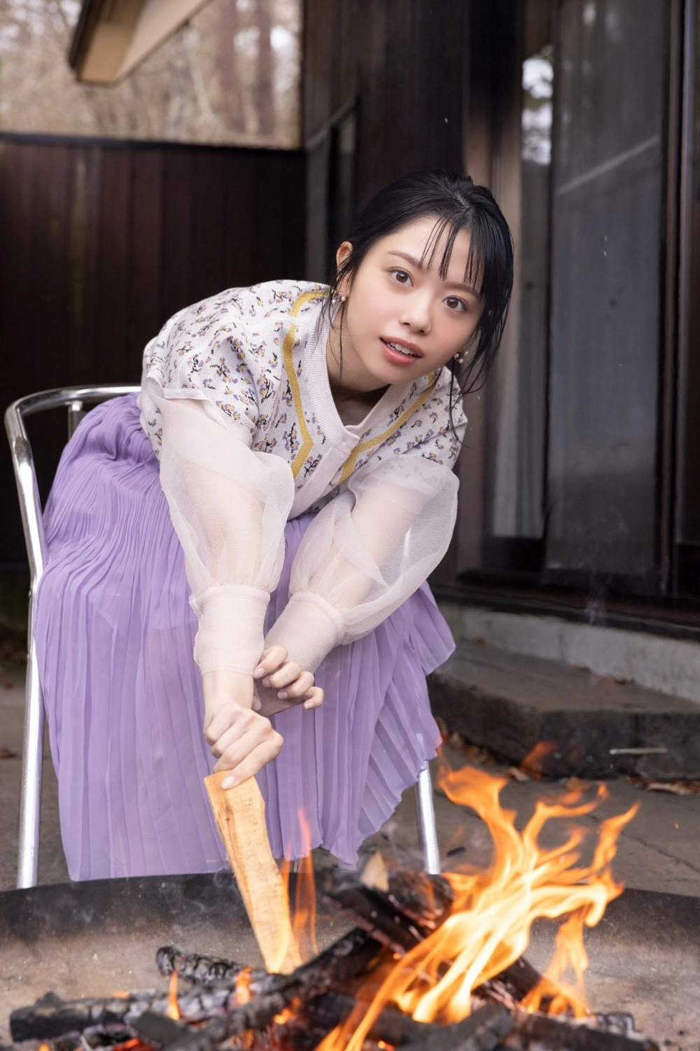 A memorable figure in every photo Komaki Mineshima style