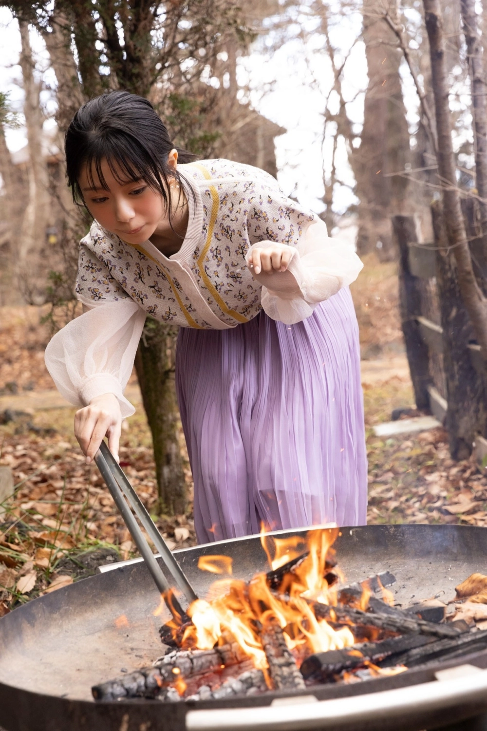Flawless looks and charming confidence Komaki Mineshima