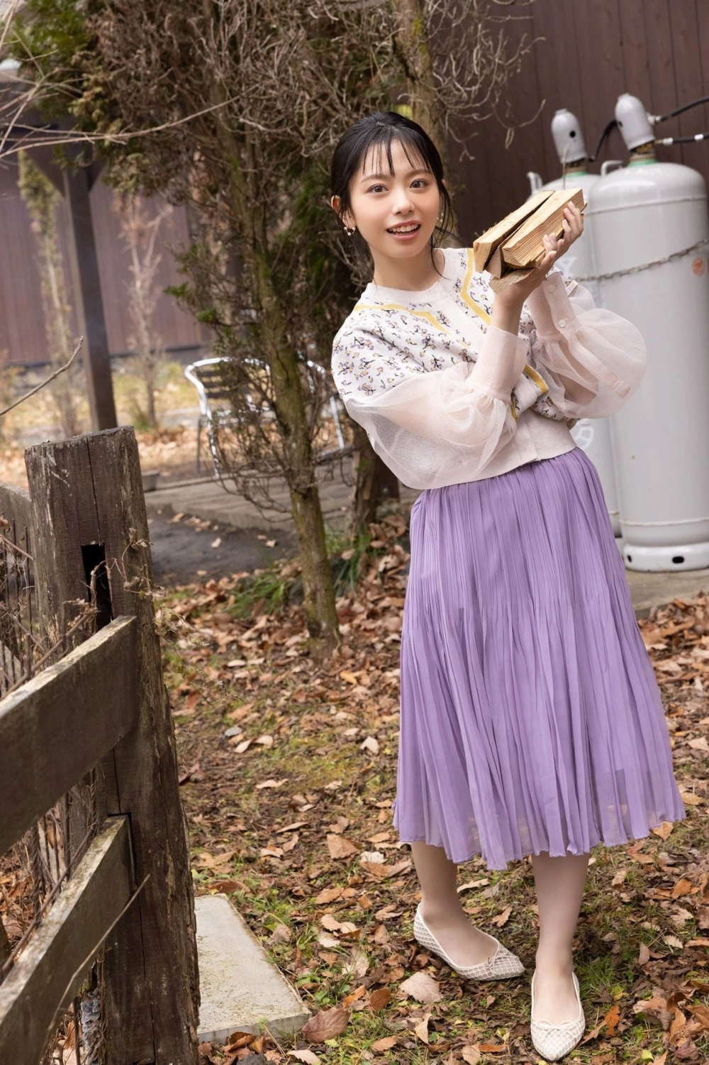 Komaki Mineshima a vision of pure Japanese seduction today