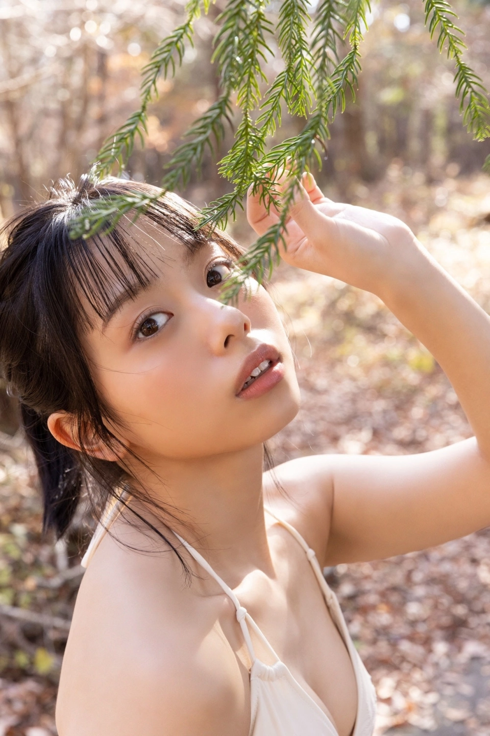 Komaki Mineshima winning hearts with every sensual pose