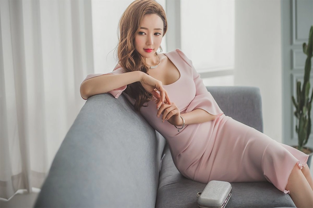 Experience beauty redefined by Li Yanjing