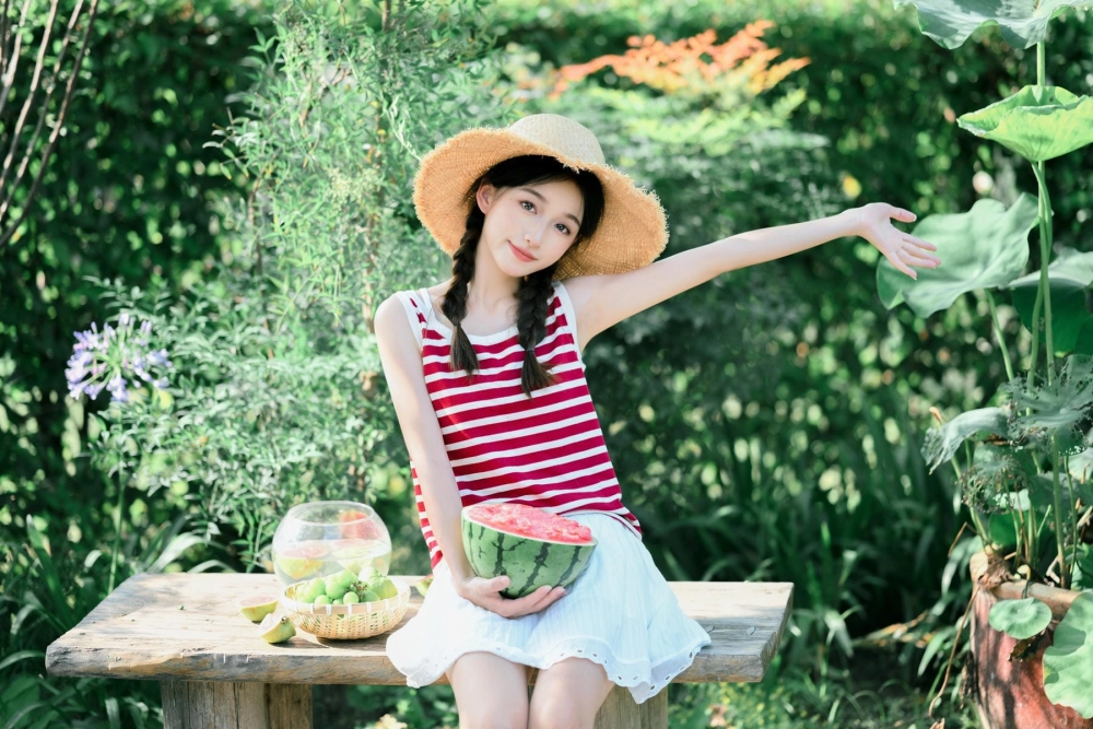 Lin Miaoxin connects with the outdoors