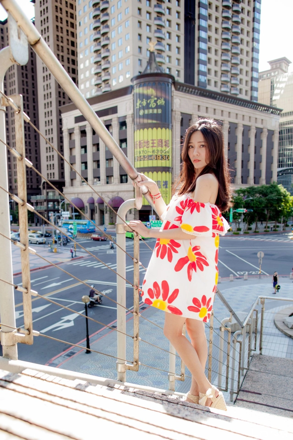 The mesmerizing allure of Miss Lin Qianru today