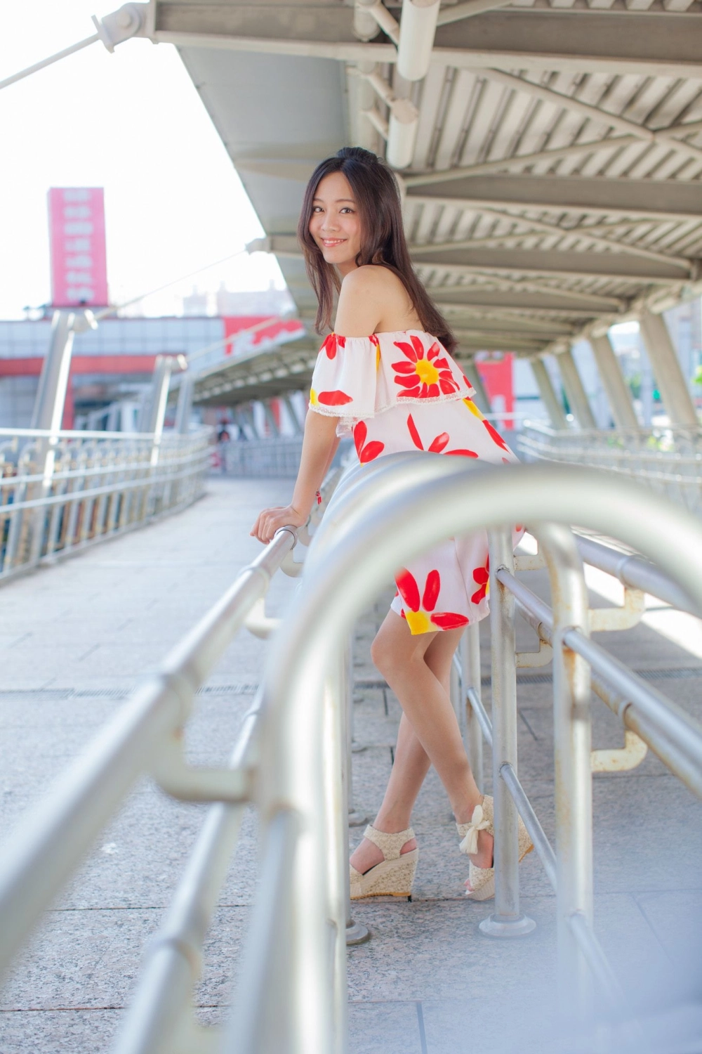 Her elegance and charm is pure Lin Qianru magic